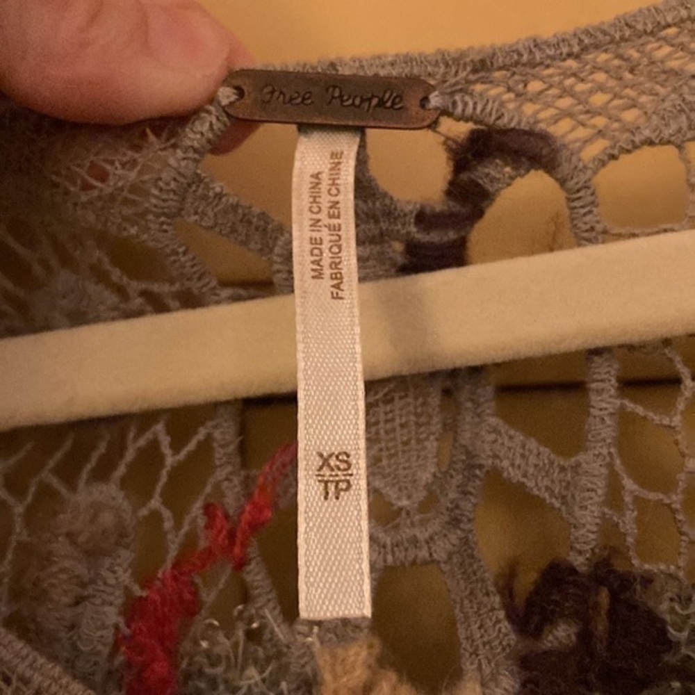 Free people top embroidered and beaded gorgeous - Picture 3 of 6